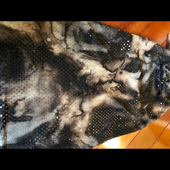 Women’s halter top - Picture 4 of 8